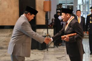 Habib Luthfi Selalu Utamakan Kerukunan, Prabowo Beri Penghargaan Dharma Pertahanan