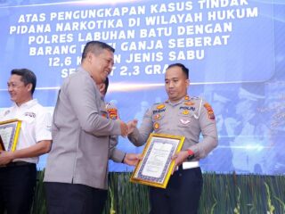 Kasat Lantas Labuhanbatu Gagalkan Pengiriman Ganja, Kapoldasu Berikan Penghargaan