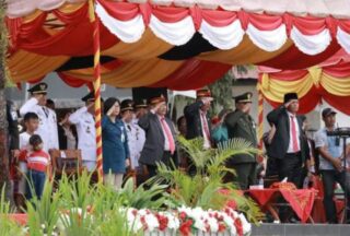 Pemko Gunungsitoli Gelar Penurunan Bendera Pada HUT Kemri Ke 78 Tahun 2023