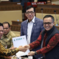 tak-ada-phk-massal,-tenaga-honorer-punya-dua-pilihan-di-uu-asn,-bagi-guru-dan-nakes-disiapkan-pengkhususan