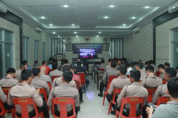 Pemko Gunungsitoli Hadiri Pergelaran Wayang Kulit “Wahyu Cakranigrat”