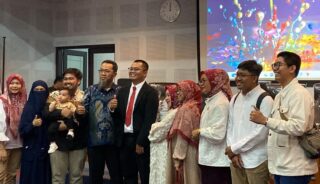 Sepak Bola Indonesia Butuh Fans Relation Officer