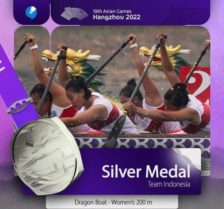 tim-perahu-naga-putri-indonesia-sumbang-medali-perak-di-asian-games-2022