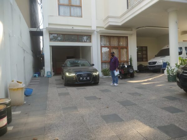 Rumah Pribadi Syahrul Yasin Limpo di Pelita Makassar Digeledah KPK, Dua Benda Berharga Diamankan