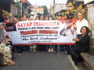 pendukung-prabowo-sayap-indonesia,-gelar-aksi-sosial-bersih-lingkungan