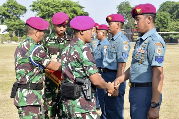 Daftar 65 Prajurit Batalyon Infanteri 5 Marinir yang Naik Pangkat