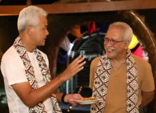 Polling Daring Iwan Fals: Anies-Cak Imin Kalahkan Ganjar Selisih 3 Persen, Prabowo Jauh Tertinggal