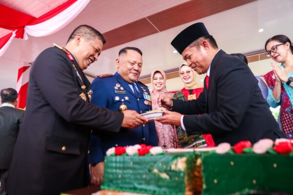 Kapolda Sumut Hadiri Upacara Peringatan HUT TNI Ke 78 Tahun