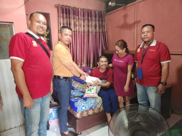 Jumat Barokah Ketua Pewarta Kembali Jenguk Rusdi Mantan Wartawan Posmetro Sakit Stroke