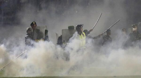 Pemerintah Didesak Buka Seterang-terangnya Tragedi Kanjuruhan