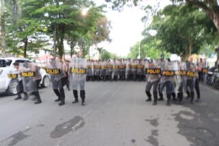 Polres Binjai, Latihan Pengamanan Dalmas di Depan kantor KPU Kota Binjai