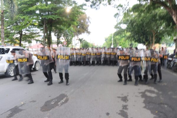 Polres Binjai, Latihan Pengamanan Dalmas di Depan kantor KPU Kota Binjai