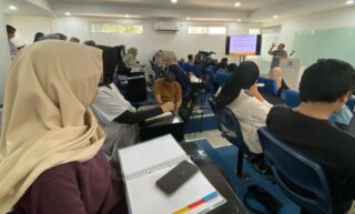 Dinamika Politik Myanmar dan Masa Depan Demokratisasi dan Regionalisme Asia Tenggara, Priyambudi Sulistiyanto: ASEAN Seakan Tak Tampak