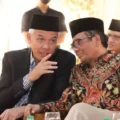 hadiri-pernikahan-muhammad-shobbah-dan-nawwal-fayyadah,-ini-potret-kemesraan-ganjar-pranowo-dan-mahfud-md