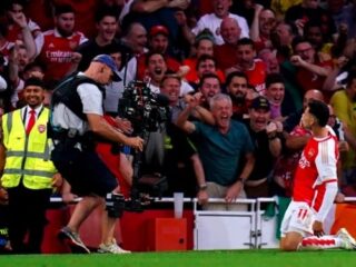 Hasil Bola: Arsenal, Bayern, PSG, AS Roma Menang, Liverpool dan Barcelona Imbang, Manchester City dan Napoli Kalah