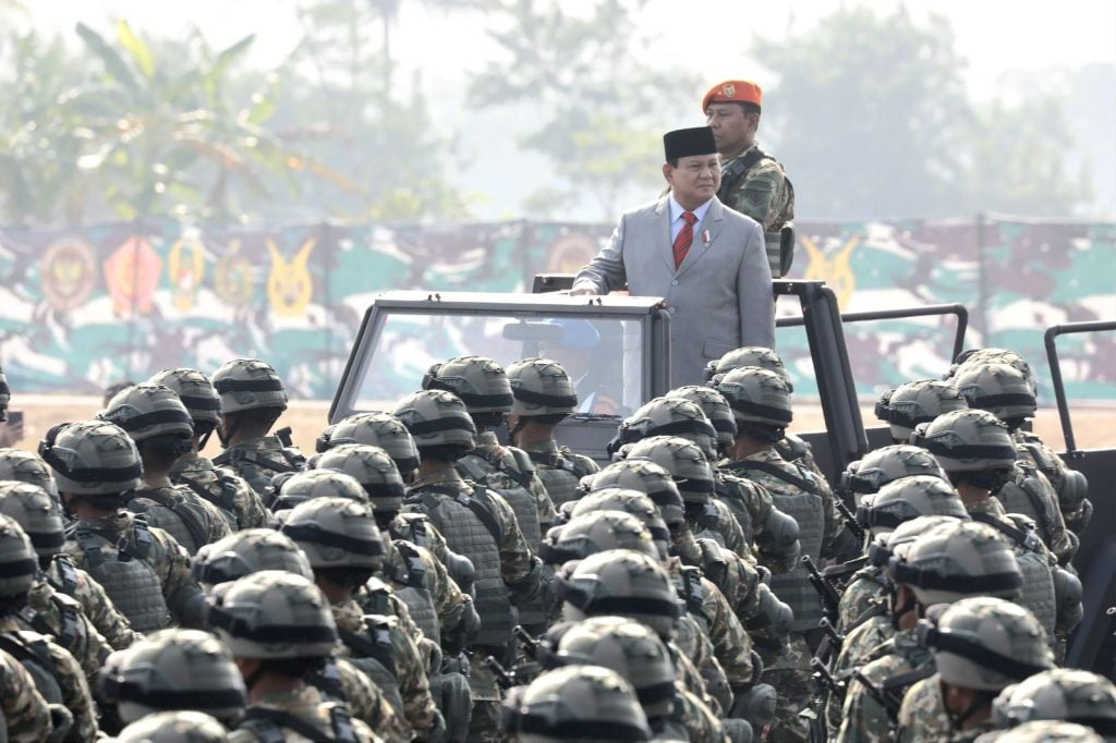 prabowo-diejek-pincang,-dahnil-anzar-pasang-badan:-kita-belum-lahir,-dia-sudah-bertarung