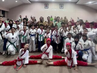 kadispora-lepas-peserta-bali-taekwondo-international-championship,-harap-cetak-prestasi-untuk-makassar