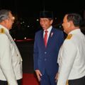 momen-kompak-jokowi,-prabowo,-dan-sby-di-upacara-parade-senja-hut-tni-di-kemhan