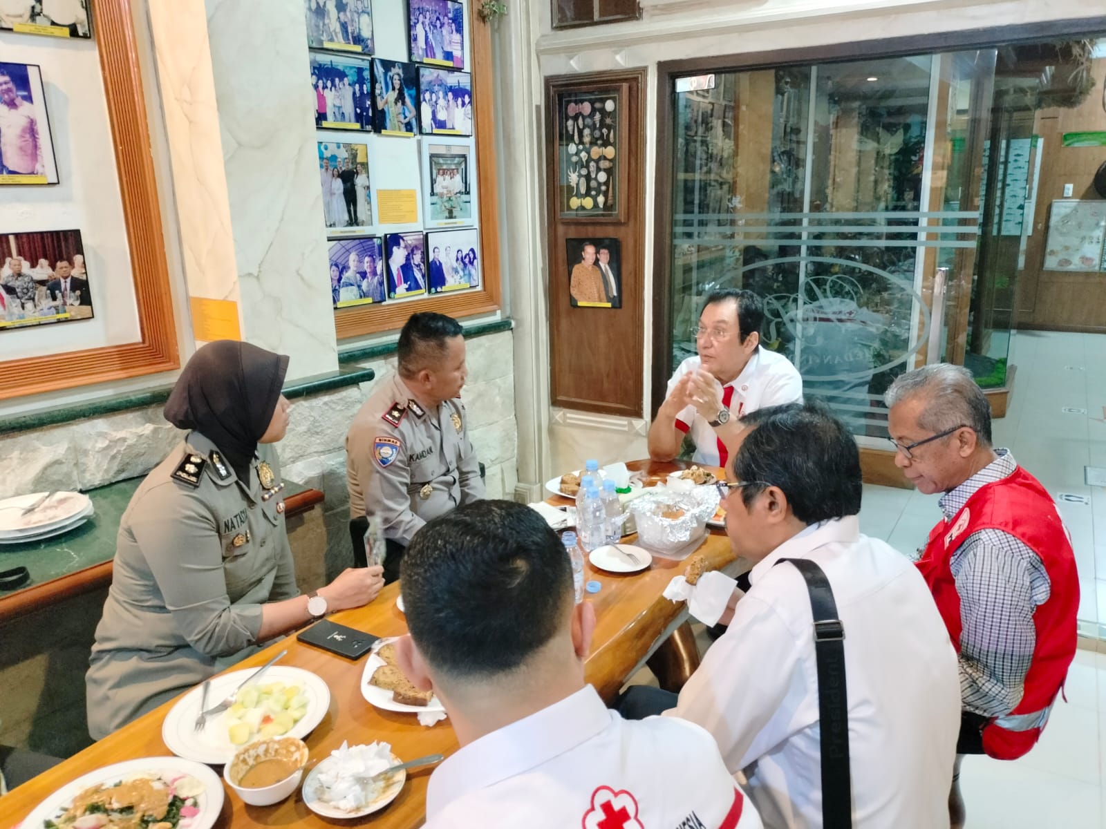 cooling-system-jelang-pemilu-2024,-kasat-binmas-polrestabes-medan-anjangsana-ke-tokoh-masyarakat