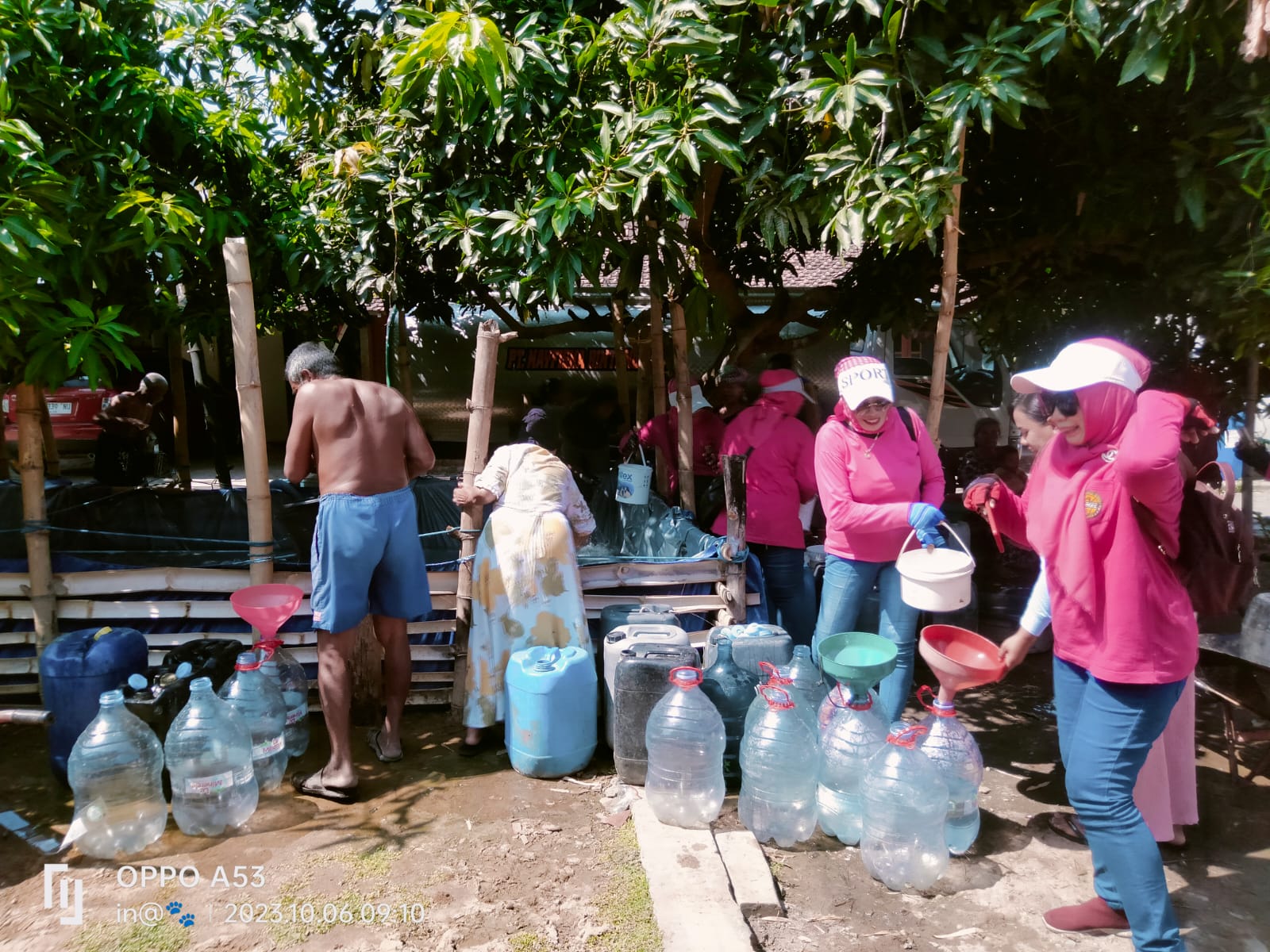 atasi-harga-pupuk-mahal,-musyawarah-reboan-di-tasikmalaya-diisi-pelatihan-pembuatan-pupuk-organik-cair