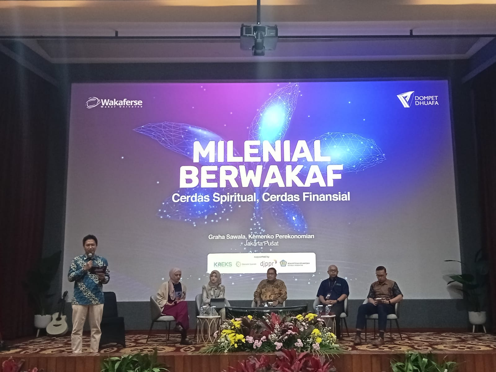 gelar-talkshow,-dompet-dhuafa-ajak-generasi-milenial-untuk-berwakaf