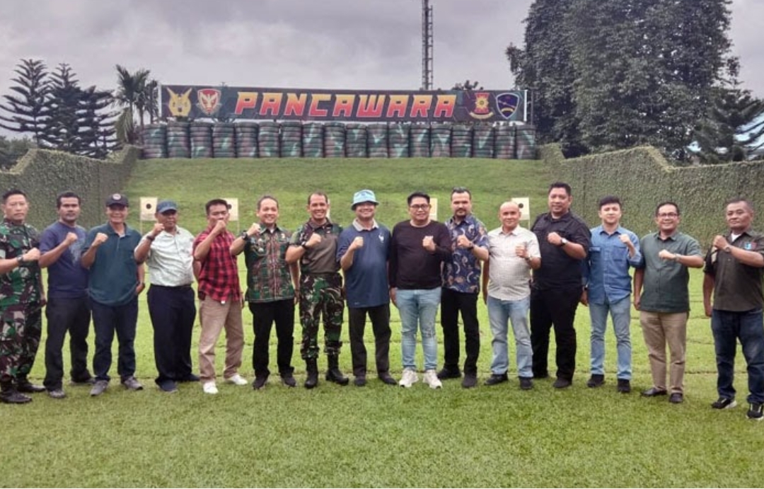 batalyon-469-kopasgat-jalin-silaturahmi-bersama-pwi-sumut,-jmsi-dan-insan-media