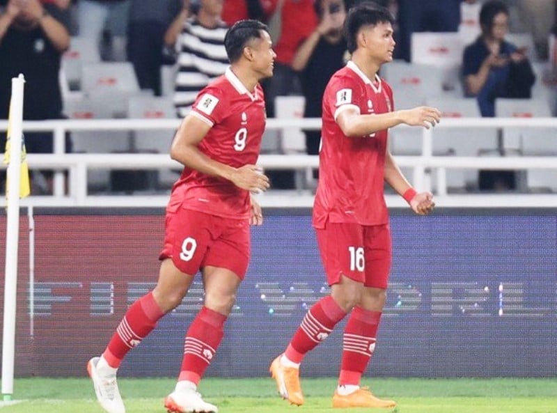 indonesia-sementara-unggul-2-0-atas-brunei-darussalam-di-babak-pertama,-gol-dari-dimas-drajad-dan-rizky-ridho