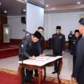 bupati-popo-ali-martopo-,-melantik-dan-mengambil-sumpah-42-pejabat-administrator-dan-pengawas-di-lingkungan-pemkab-oku-selatan