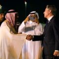 arab-saudi-bekukan-normalisasi-israel,-jalin-dialog-dengan-iran-di-tengah-gejolak-perang