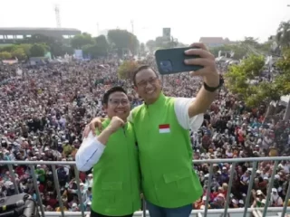 mlaku-bareng-amin,-anies-baswedan:-kalau-jawa-timur-menggelorakan-semangat-perubahan,-yang-lain-mengikuti-gelombang-perubahan-itu