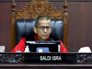 MK Berubah Pendirian dalam Sekelebat, Hakim Saldi Isra: Saya Benar-benar Bigung, Dapat Dikatakan Jauh dari Batas Penalaran yang Wajar