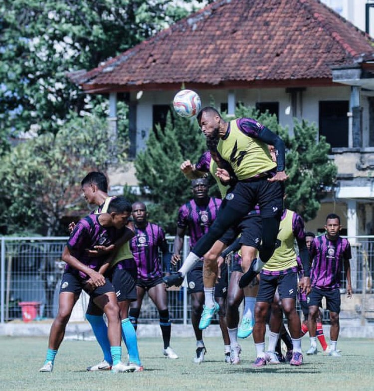 bertamu-ke-markas-psm-makassar,-arema-fc-bertekad-curi-poin-di-stadion-bj-habibie