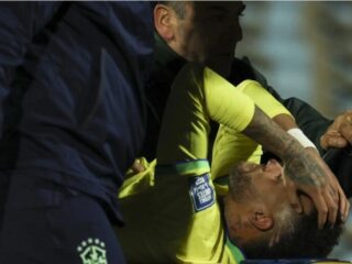 cedera-parah-lagi,-neymar:-ini-momen-yang-terburuk