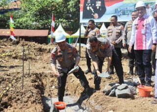 Kapolda Jateng Resmikan Pembangunan Monumen Hoegeng di Kota Pekalongan