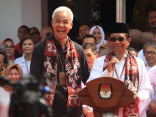 Mahfud MD Jadi Cawapres, Pentolan Madura Haji Rawi Langsung Hempaskan AMIN