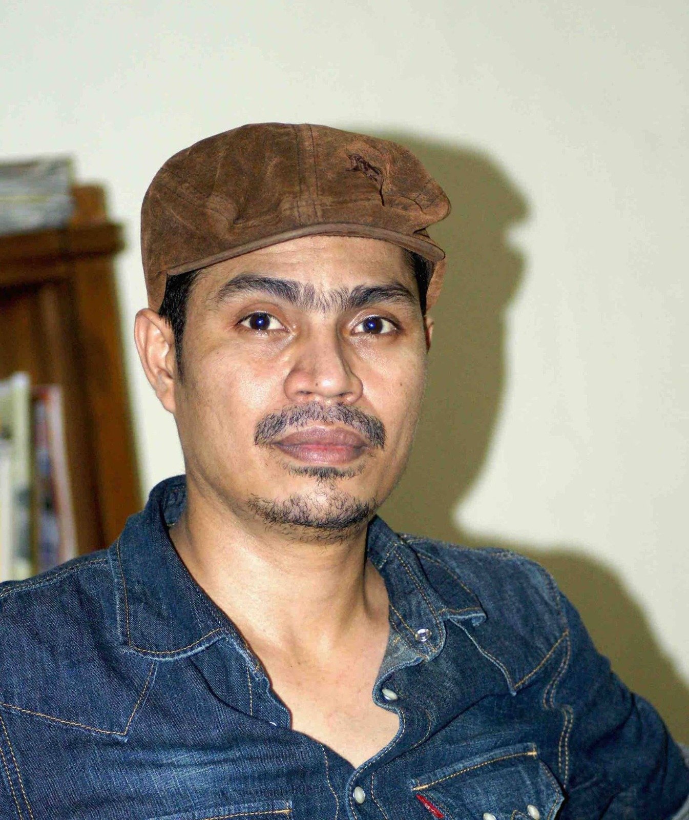 faizal-assegaf-kritik-mahfud-bermuka-dua,-sebut-selama-ini-jadi-makelar-isu-anti-korupsi