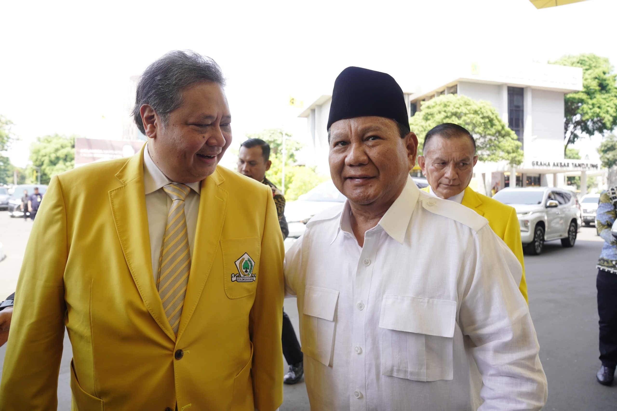 selalu-merasa-nyaman-di-golkar,-prabowo:-banyak-kawan-lama-seperjuangan