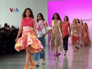 dunia-kita-“our-world,-my-story”:-desainer-indonesia-di-new-york-fashion-week-the-shows