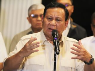 gibran-mencuat-jadi-cawapres-usai-dapat-restu-golkar,-prabowo-dilema