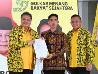 gibran-jadi-cawapres-prabowo,-jokowi-diingatkan-tak-salah-gunakan-alat-negara