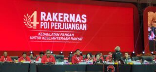 Tutup Rakernas IV PDIP, Megawati Yakini Ganjar Pranowo Presiden RI-8