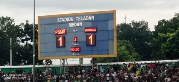 Polrestabes Medan Kawal Pertandingan PSMS Vs Persiraja di Stadion Teladan, Medan, Skor Pertandingan 1- 1