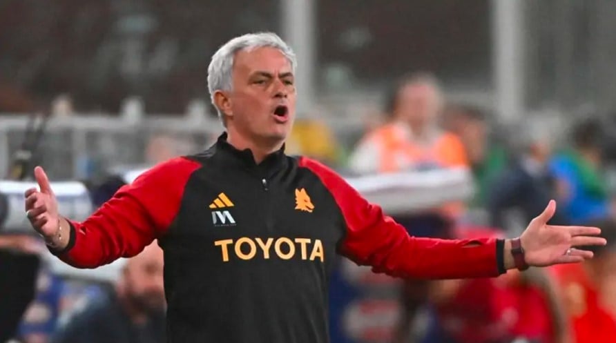 mourinho-kesal-pemainnya-dituduh-terlibat-judi-bola-dan-muncul-di-halaman-pertama-surat-kabar