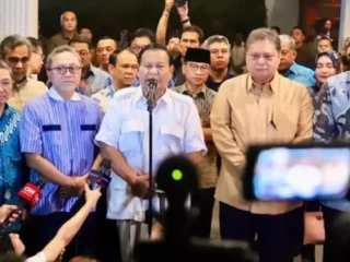 Pasangan Prabowo Subianto-Gibran Rakabuming Raka Mendaftar di KPU Rabu, 25 Oktober