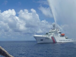 china:-tindakan-halangi-kapal-filipina-di-laut-china-selatan-sah-secara-hukum