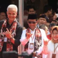 gibran-terima-jadi-cawapres-prabowo-subianto,-ganjar-pranowo-mahfud-md-beri-selamat