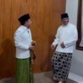 momen-lucu-cak-imin-nyelepet-anies-pakai-sarung,-netizen:-nyelepetnya-beneran-dong!