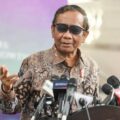 siap-hadapi-gibran,-mahfud-md-ultimatum:-saya-menko-polhukam,-yang-tidak-netral-saya-tindak