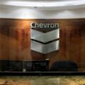 raksasa-minyak-chevron-akan-beli-saingannya-‘hess’-senilai-$53-miliar