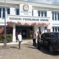 kabag-ops-polres-toba-didampingi-kapolsek-balige-melaksanakan-pengecekan-kantor-kpu-kab.toba